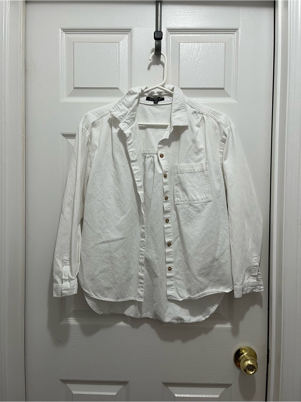 Velvet Heart White Long-Sleeve Casual Button-Down Shirt